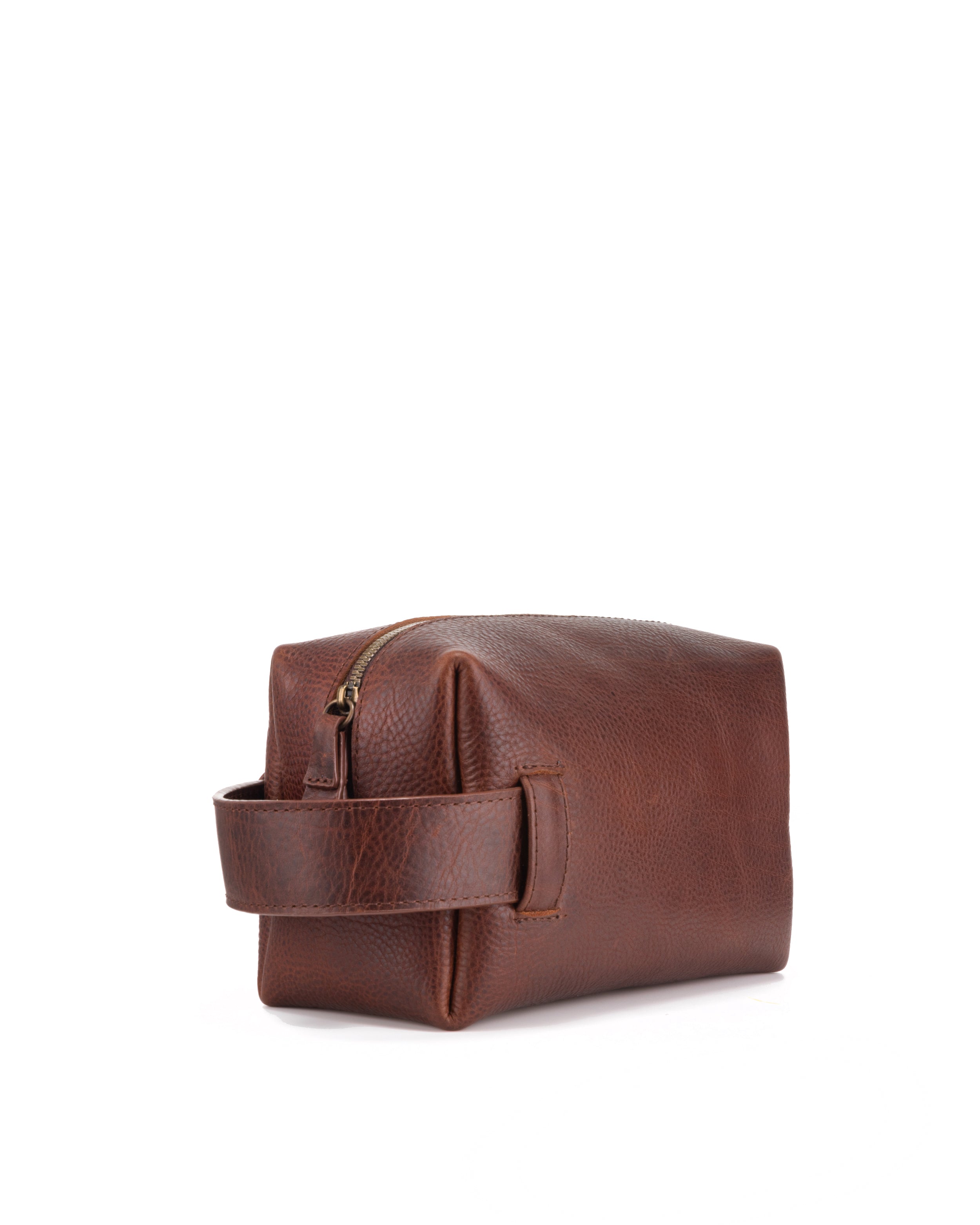 LEATHER DOPP KIT