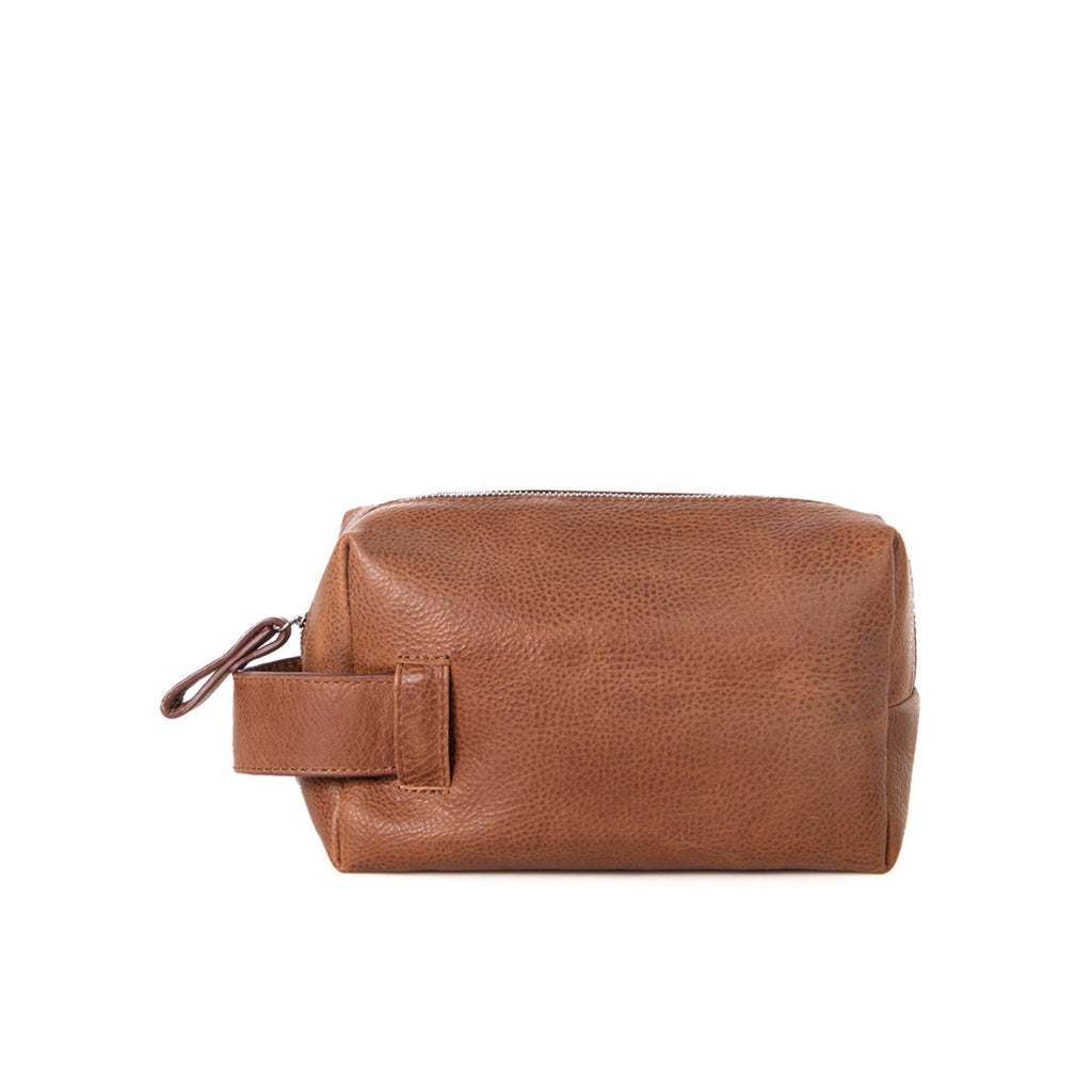LEATHER DOPP KIT